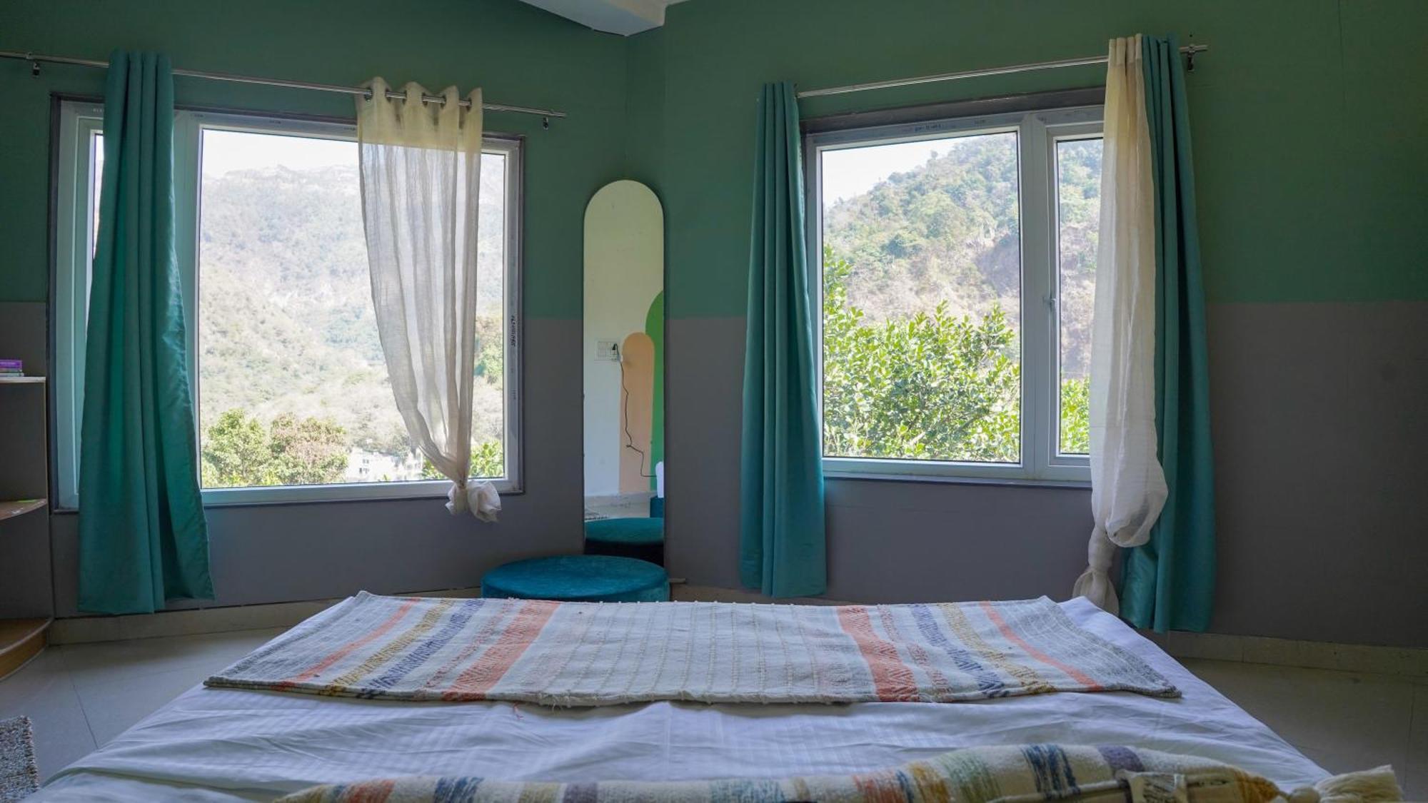 Art Bliss Hostel Rishikesh Luaran gambar